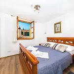 Perla Varos Apartamento