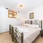 Apartamento Perla Varos *