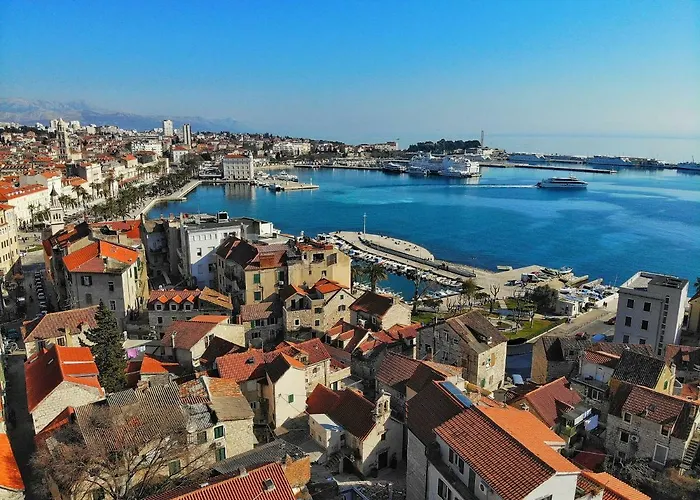 Apartment Perla Varos *