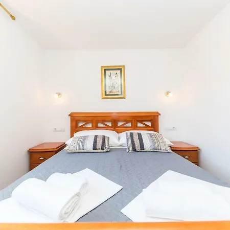 Apartment Perla Varos Split