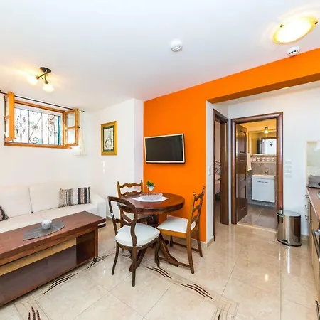 Perla Varos * 스플리트